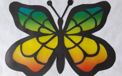 Motyl – witraż z papieru